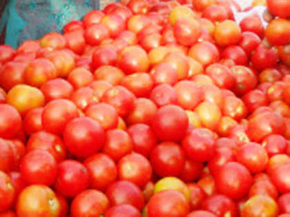 Tomato prices skyrocket to Rs 80 per kg in some cities