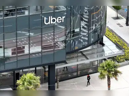 uber: Uber&rsquo;s diversity chief put on leave after complaints of 