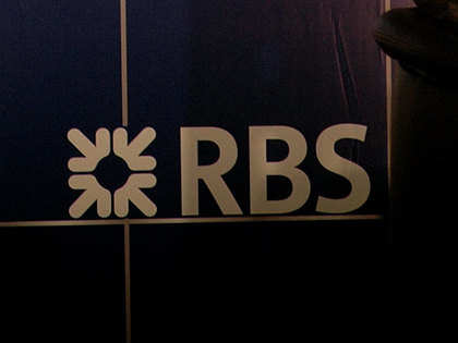 3 top executives to buy out RBS' wealth management unit