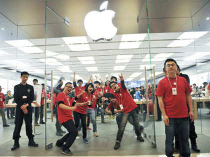Apple fined over $165,000 for copyright violation in China