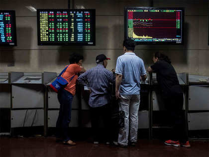China stocks end higher as govt supports share buyback plans