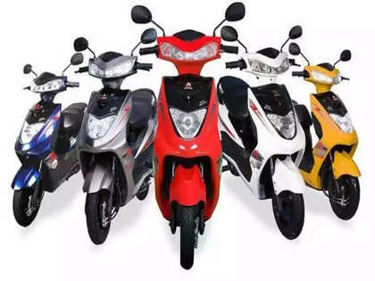 Ampere Electric cuts electric scooters' prices by Rs 27,000 in Gujarat