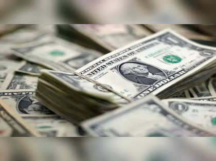 Dollar falls with Treasury yields on views of looming US rate cuts