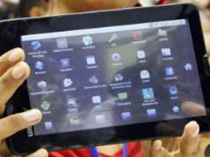World's cheapest tablet 'Aakash' receives 3 lakh pre-launch bookings