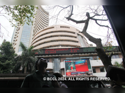 Sensex above 31,900, Nifty above 10k; BSE Midcap at record high