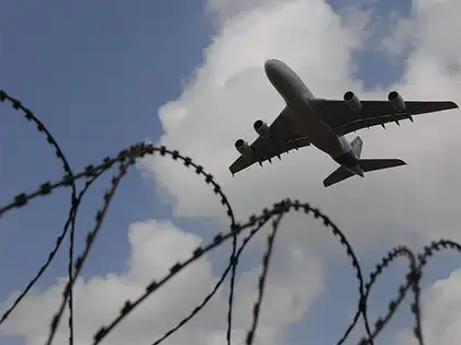 Passengers can't carry power banks, electronic cigarettes in checked-in  baggage - The Economic Times