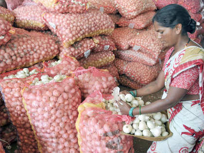 Delhi, Andhra, Telangana come forward to avail central subsidy for buying onions