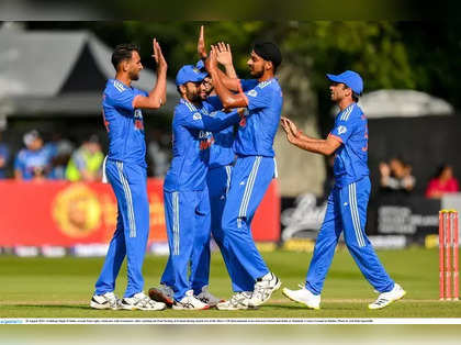 India beat Ireland by 33 runs to take 2-0 lead in 3-match series