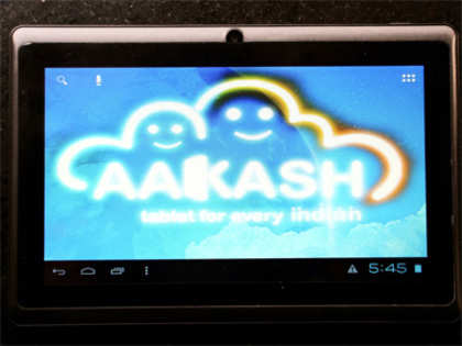 Government may review Aakash tablet specifications