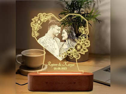 Valentine's Day gifts: Frame Your Love: Thoughtful and Romantic Photo Frame Gift  Ideas for Valentine's Day - The Economic Times