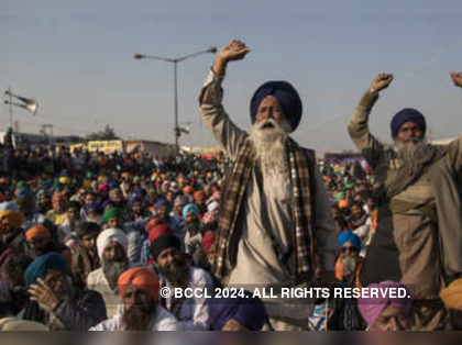 Centre invites protesting farmers for talks on December 30