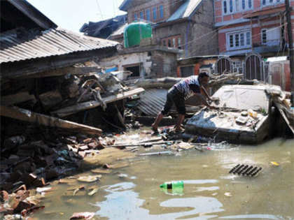 Jammu and Kashmir government should make flood assessment report public: Congress