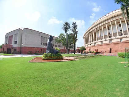 Highlights of Day-1 of Parliament session: Manmohan Singh on wheelchair, BRS posters for women reservation