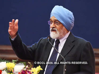 Low private investment is a weak spot in the economy: Montek Singh Ahluwalia
