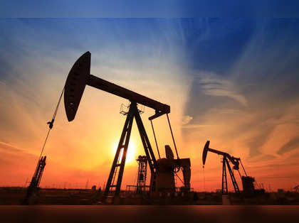 Oil slips on US growth worries, ample crude supply