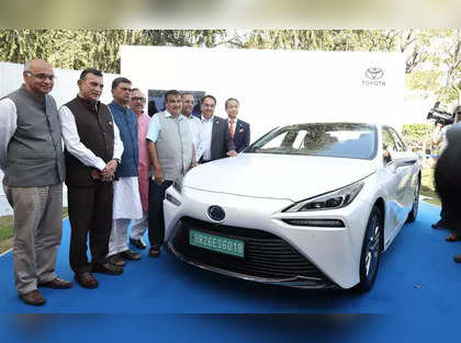 First hydrogen clearance car