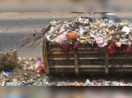 Ghaziabad municipality stops garbage collection in 14,000 flats across 29 Societies. Is your locality affected?