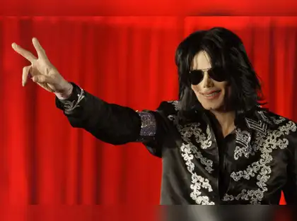 Michael Jackson / The Leader of 80’s Pop Michael Jackson: The King of Pop - The Economic Times
