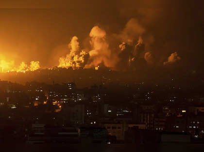 Amidst ongoing conflict, is Israel using white phosphorus incendiary weapons in Gaza?