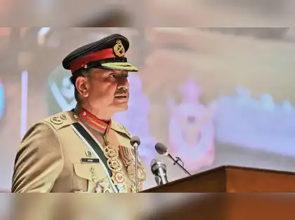 Image for Pakistan army chief in Tehran