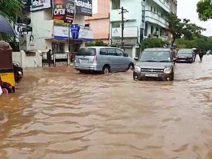 Central team surveys damage by cyclone Nivar, rains in Puducherry
