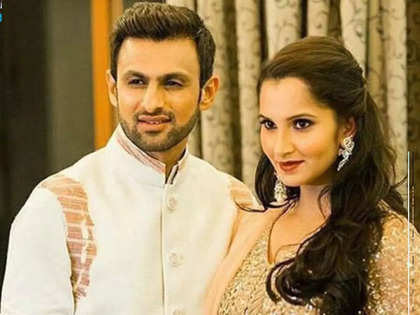 Sania Mirza opted for a 'khula' from Shoaib Malik, was 'tired' of  ex-husband's roving eyes - The Economic Times