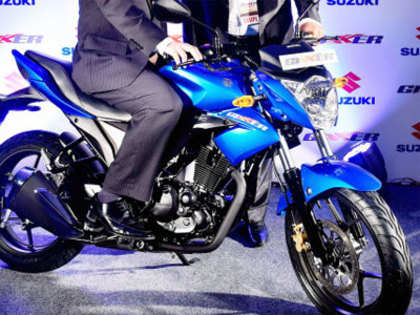 Suzuki aims to sell one lakh units of Gixxer this fiscal