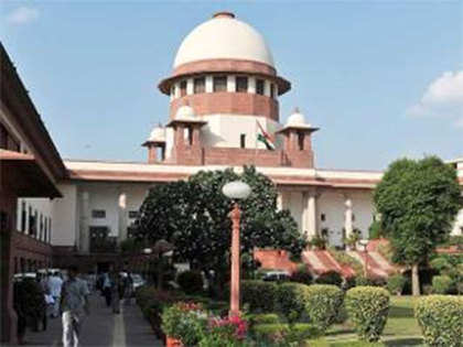Supreme Court stays HC proceedings on PIL for return of ex-judge's award