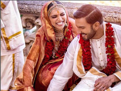 Fresh Delhi Wedding Filled With Loads Of Bridal Inspiration!  Wedding  matching outfits, Wedding kurta for men, Couple wedding dress