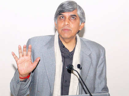 DU VC Dinesh Singh defying government order on appointments, alleges DUTA