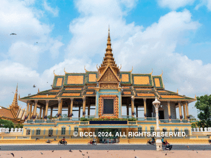 Wish to explore Cambodia's rich culture and cuisine is span of two days? Visit Phnom Penh