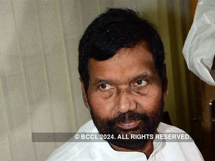 Food Minister Ram Vilas Paswan orders immediate removal of stock limit on pulses