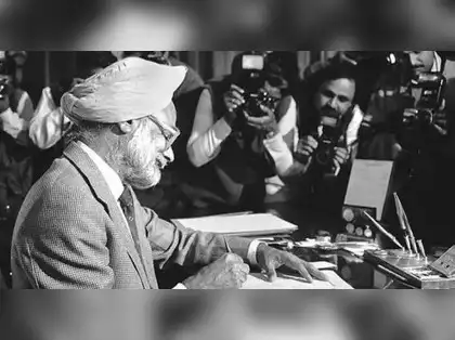 Manmohan Singh's contributions as architect of India's economic reforms  have left indelible mark: RBI Governor - The Economic Times