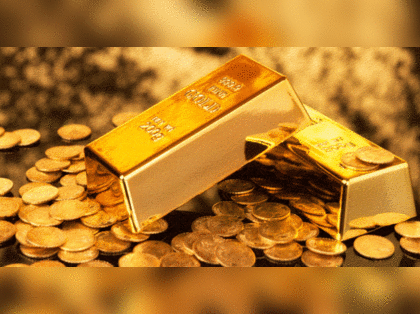 Image for Gold rises Rs 200 to