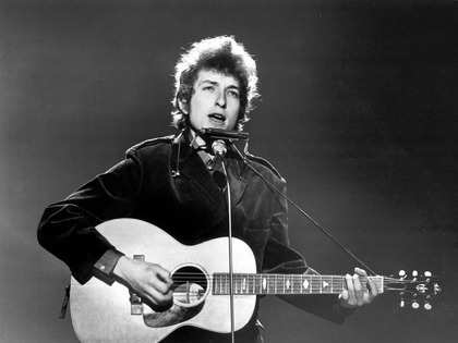 Bob Dylan's new book 'The Philosophy of Modern Song' sees artist riff on songwriting