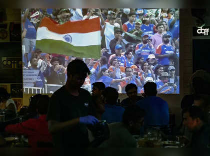 India-Pak T20 Clash: Pubs, quick commerce startups win the game