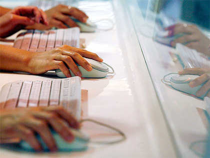 Only 20 per cent Indians have access to Internet: Study