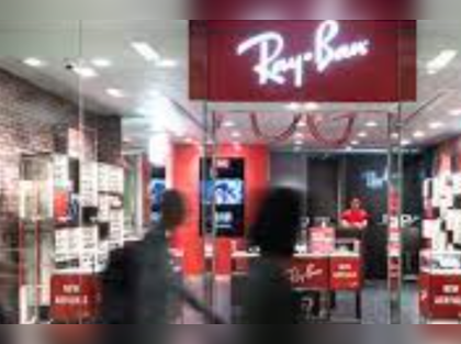 How much was the price of Ray Ban sunglasses in India in early 2000 ? -  Quora