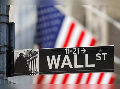 US stock market: Wall Street closes near flat as Treasury yields surge