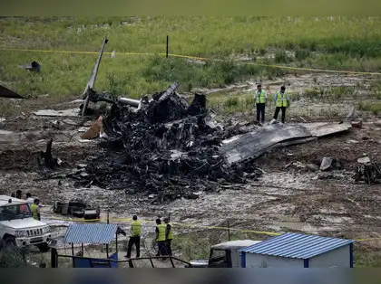 How many flights crashed in 2024 photos - Travelidaz.com
