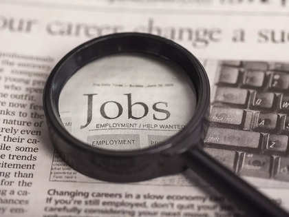 Formal job creation picks up in March