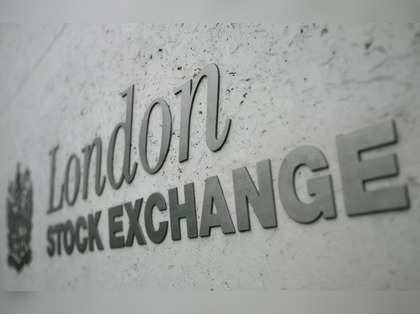 Foreign investment in UK finance sector halves in 2023, says City of London