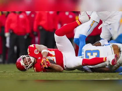Patrick Mahomes injury: Patrick Mahomes, Chiefs QB, suffers torn ACL and is  out for the season: What is it and what's the recovery time? - The Economic  Times