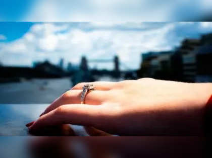 Woman flushes stolen diamond ring worth Rs 30 lakh when faced with arrest charges