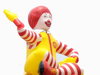 Web & mobile-driven sales at McDonald’s, KFC on the rise, helping them cut costs by half
