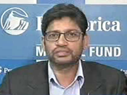 We are overweight on the telecom sector, says Vijai Mantri