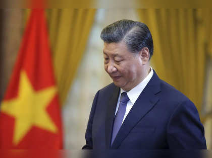 Xi Jinping vows to prevent anyone 'splitting Taiwan from China'
