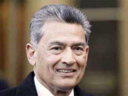 Ex-Goldman director Rajat Gupta may stay free on bail while he appeals conviction