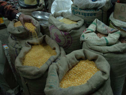 Government may import more pulses to check prices