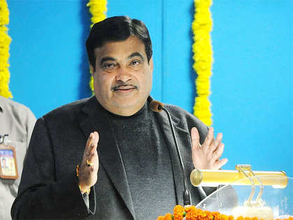 Centre to award Rs 3.5 lakh crore road projects in 2015-16: Nitin Gadkari